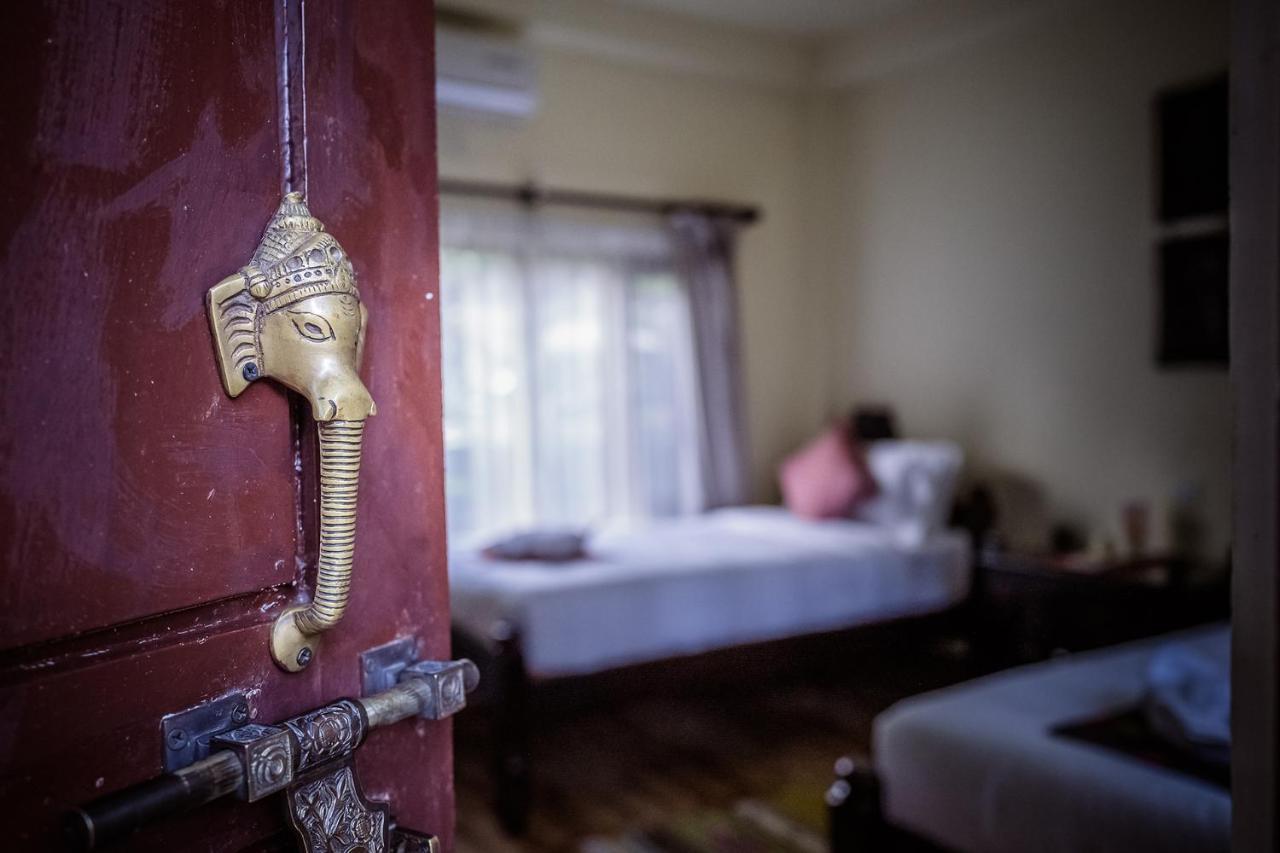 Mingtang Garden Cottage 名堂花园度假屋 Pokhara Luaran gambar